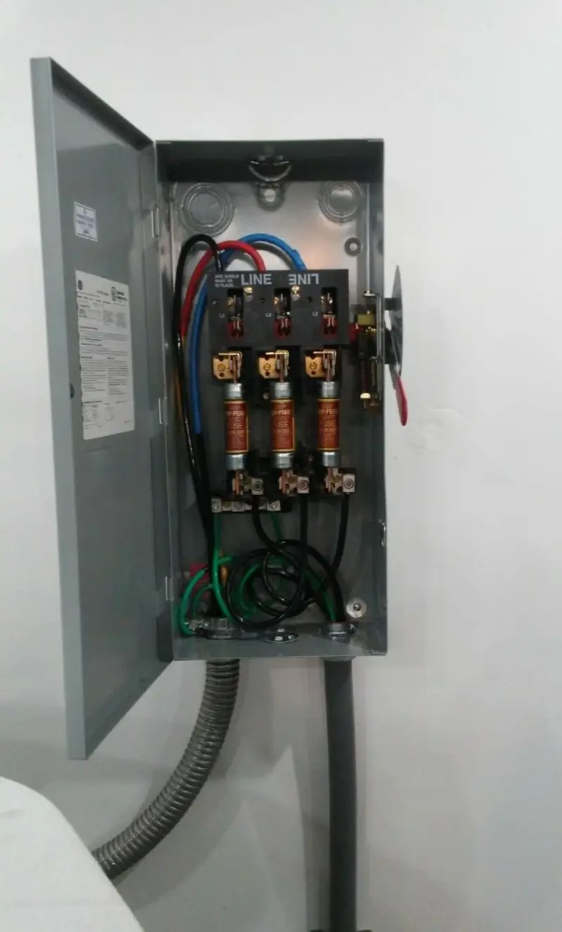 Three-phase disconnect switch installed for Electrical Wiring & Rewiring in Geddes